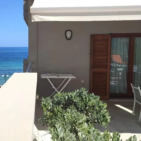 Appartamento Chrysa's House In Front Of The Sea La Canea