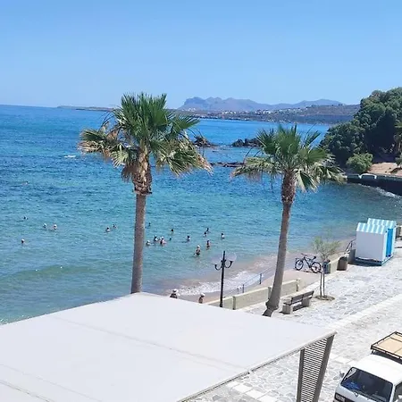 Chrysa's House In Front Of The Sea * La Canea